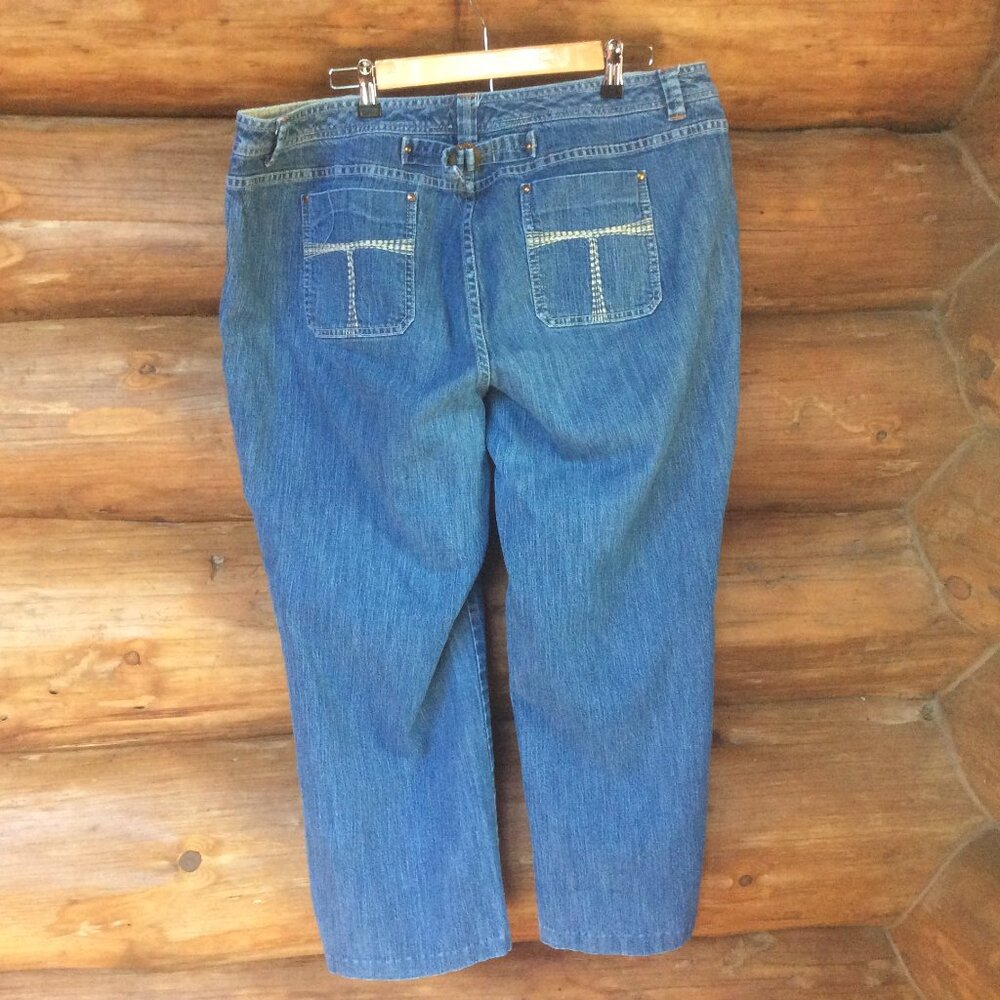 Tommy Hilfiger Nautical Cropped Medium Wash Boho Casual Denim Jeans Size 22W - Picture 5 of 5